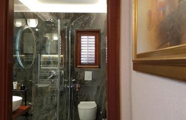 Golden view luxury apartment - Photo 43