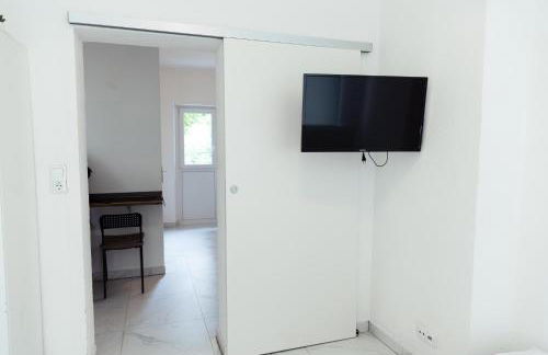 Nord-Apartment 7 I 2 Zimmer mit Fußbodenheizung, Bettwäsche & WLAN - Photo 3