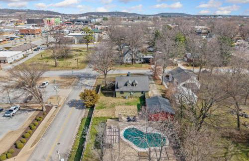 Palm Pool House-Pool-IN Downtown-Walk Everywhere - Foto 23