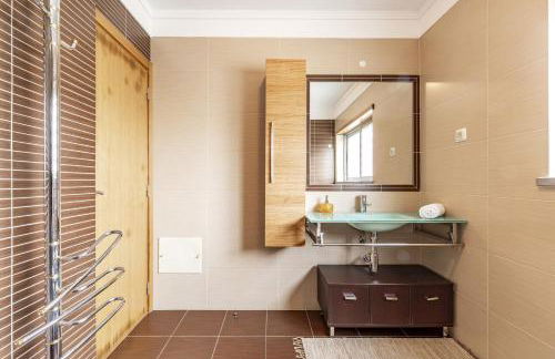 Serra e Mar Refuge in Sesimbra - Family Friendly home near the Arrábida Beachs - Foto 33