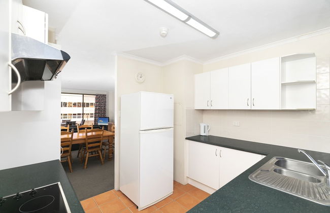 The Astor Apartments - Photo 25