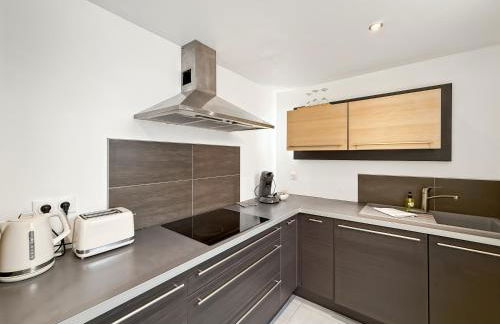 La Citadine - Suite Balnéo & Terrasse - Rennes - Foto 13