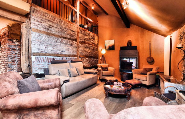 Relaxing Retreat Near Forests - Photo 14