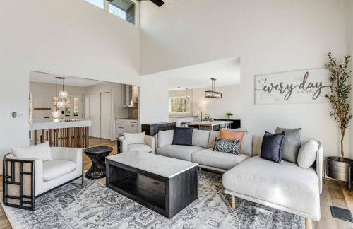 Lakeside Serenity Mnt Views Decks Foosball - Photo 21