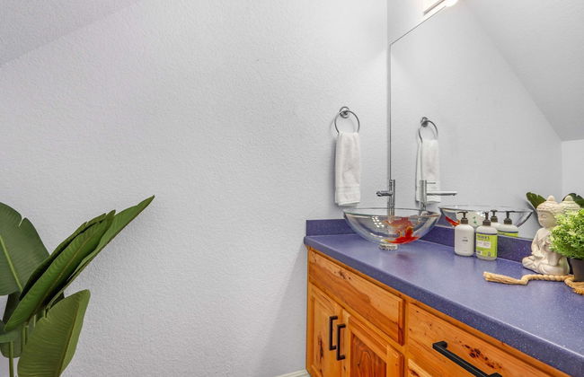 Spacious Retreat & Game Room Sleeps 12 - Foto 28