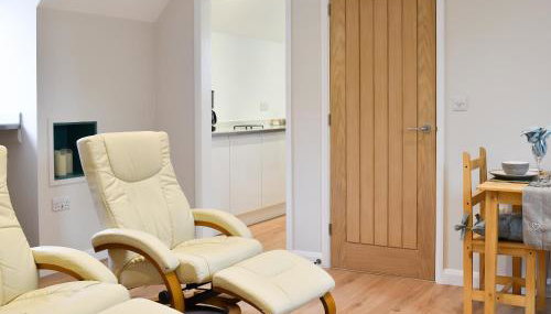 Leveret Lodge - Photo 5