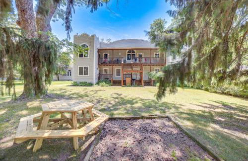 Walk to Lake Michigan - South Haven Condo! - Foto 27