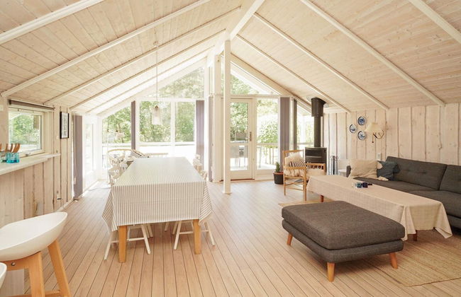 8 Person Holiday Home in Hojby - Foto 20