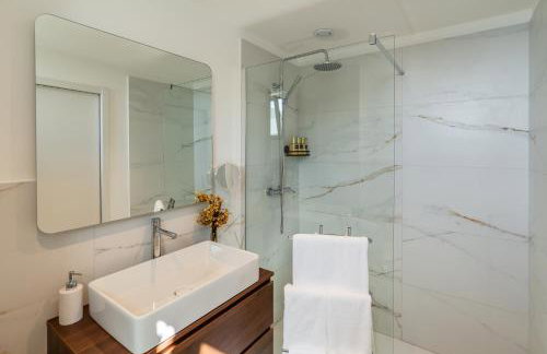 Star Lit Jacuzzi Apartment - Foto 24