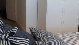 Résidence La Garenne à La Grande Plage, vue mer, piscine et parking privé, 6 personnes - Foto 4, wardrobe