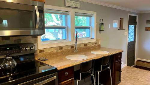 Quaint Cottage - Kansas City Area - Foto 4