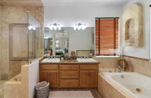 Los Angeles Large Mediteranian Vacation Home - Foto 27