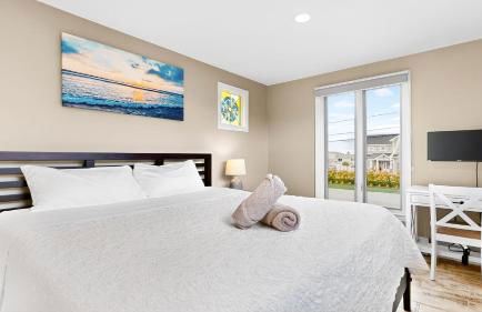 Salty Dolphin by Bayley Vacation Rentals - Foto 35