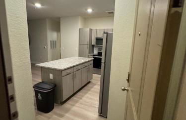 Cozy 2BHK Getaway in Cedar Park - Photo 20