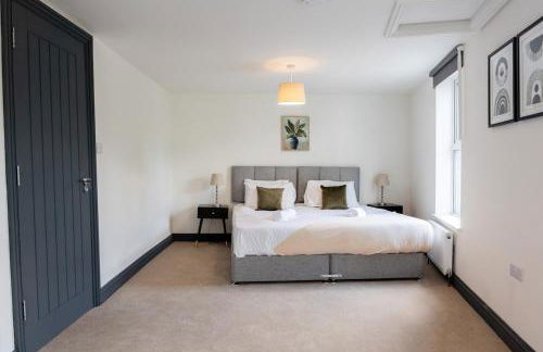 Cotswolds-Stroud-Large 9 Bed Home-Sleeps 20-Work or Leisure - Foto 16