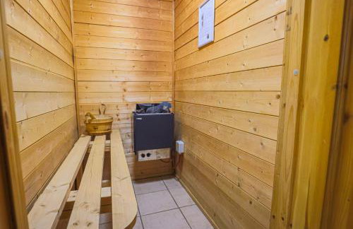 Fern Gully Lodge with Hot Tub - Spa Resort - Devon - Foto 9