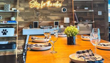 Waterfront Home with Arcade, MassageChair, Firepit, Infinity Game Table - Foto 3