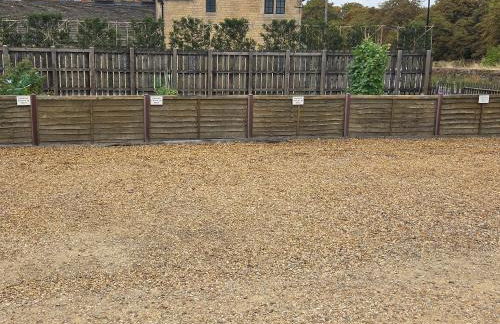 Stamford- Contractors -parking-pets - Foto 10