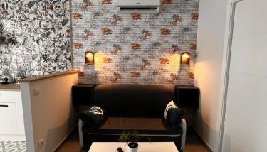 R16 Trabajo Descanso Premium Junto al Metro Madrid - Photo 2