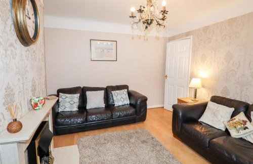 The Hawthorns - Photo 4