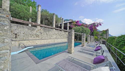 Villa Rachele: stunning luxury villa in centre Gargnano with private pool and breathtaking views - Foto 2