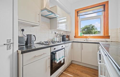 Whiteside 3 Bedroom Apartment - Bathgate - Photo 29