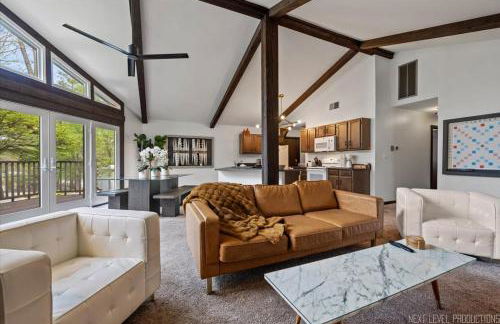 Game Lovers Getaway In Abbey Springs with Golf Cart - Foto 12