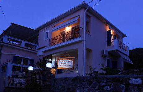 Koukounaries Apartments Limni - Photo 1