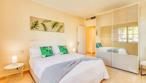 Life El Presidente Penthouse Pool View - Foto 2, wardrobe