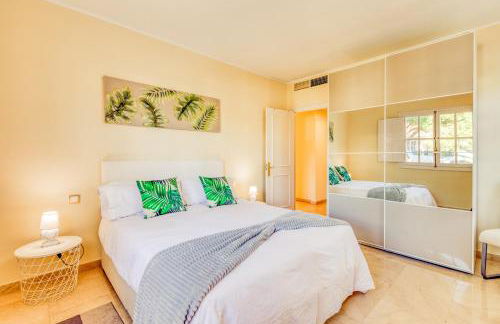 Life El Presidente Penthouse Pool View - Photo 1