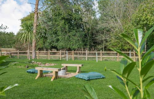 Luxury Silver Birch Lodge: Hot Tub/BBQ/Fire Pit - Foto 33