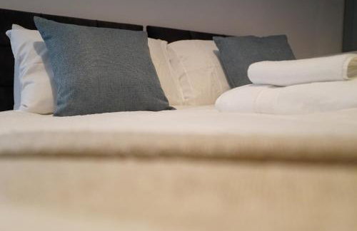 Modern 2 Bed Apartment, Desborough, Kettering, Sleeps 5, Free Parking, WIFI, Ideal for Contractors, Professionals, Families and Relocations - Photo 29