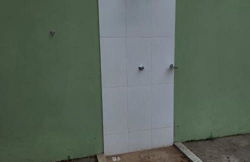 Casa confortável pertinho da praia com garagem e quintal - Foto 49