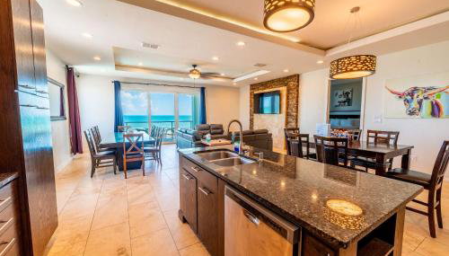 5 BEDROOM BEACHFRONT CONDO - 3rd Floor - Foto 2