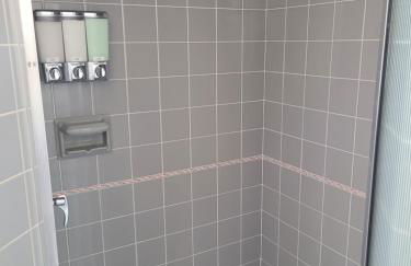 dock, game room, bar and private river view patio - Foto 22