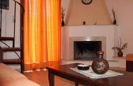 Elia Meronas - Photo 9