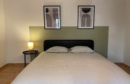 Apartment with sea view in the heart of the Panier - Photo 5