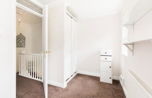 Harborne Queen Elizabeth hospital home - Photo 12