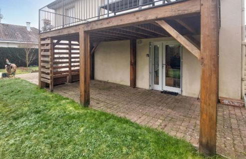 1 Bedroom Amazing Home In Bléré - Foto 1