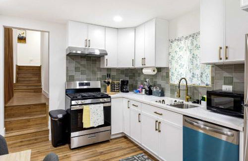 Family Retreat Near Disneyland & Downtown LA 4BR - Foto 3