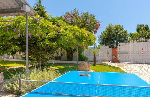 Villa Paradiso: Near beach, superb pool and garden - Photo 35