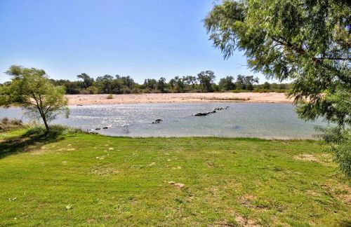 Eagle's Grotto - Quiet 5 Acre Riverside Retreat on Llano River - Foto 16