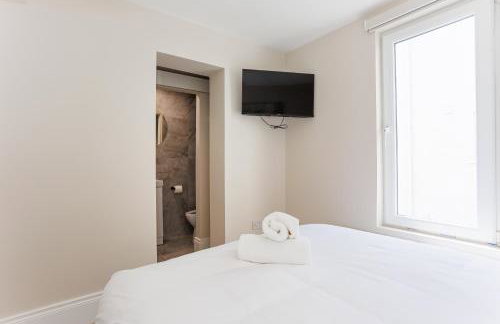 111 By Mayfair - Luxurious 12 Bedroom House, Portrush - Foto 54