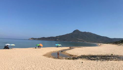 Attic With a View - Foto 5