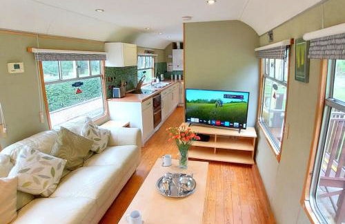 Carriage 2 - Coalport Station Holidays - Foto 14