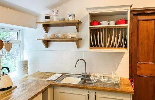 Blue House Cottage - Photo 6