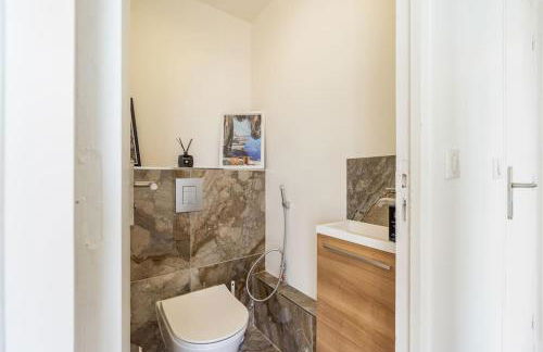 Comfortion Le Papillon - Appartement de luxe avec vue et piscine - Foto 19