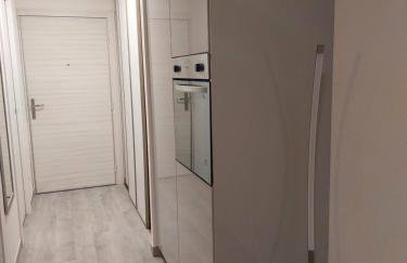 Riviera Begonia Appartement - Parking Privé - Foto 12
