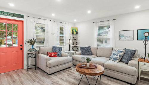 Quaint Gulfport Beach Bungalow - Foto 1