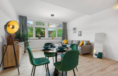 Exklusives Studio - Zentral Innenstadtlage - Kostenloser Parkplatz - Aufzug - Modern für bis zu 4 Personen - Smart Home - Foto 16